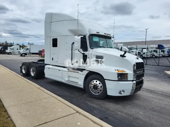 2025 MACK AN64T