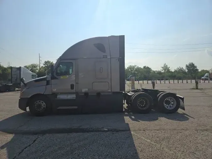 2023 Freightliner Cascadia