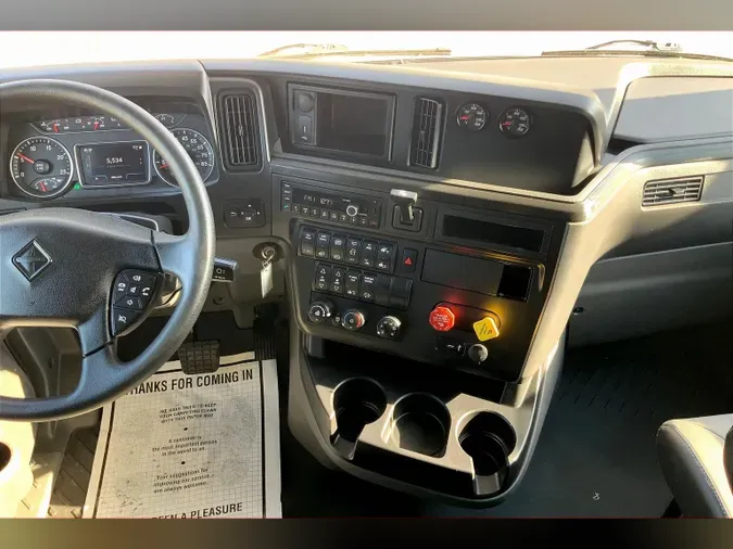 2023 INT LT625 6x4