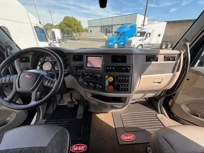 2020 Peterbilt 579