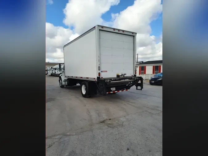 2015 FREIGHTLINER/MERCEDES M2 106