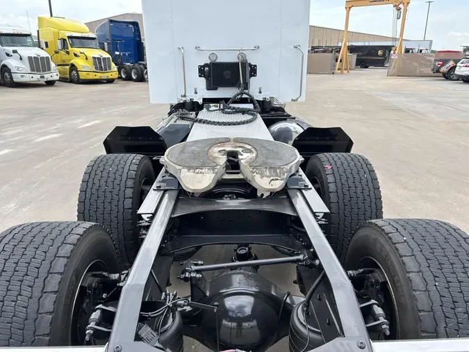 2023 Peterbilt 579