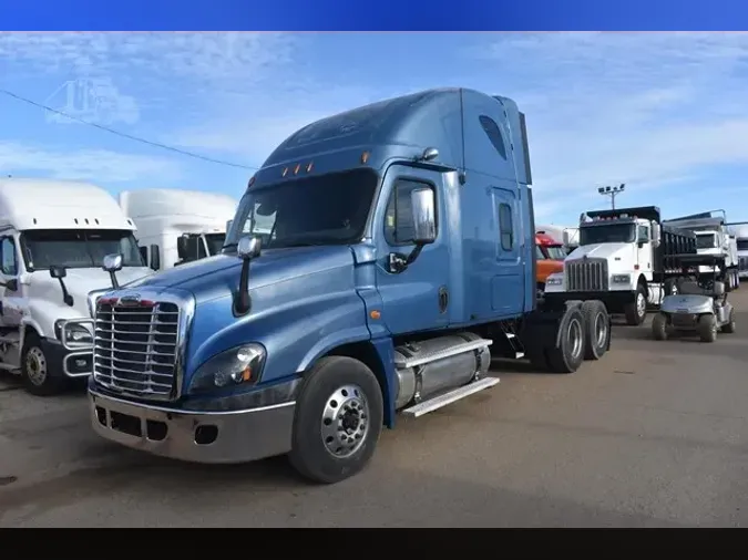 2010 FREIGHTLINER CASCADIA 125db88c2741d7f5c4816b651d5020fddf5