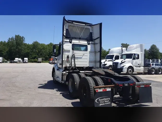 2020 Volvo VNL300db89fd494be9aa44fdaf74006a2cdb1d