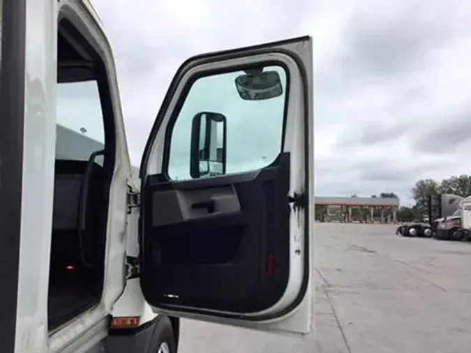 2019 Freightliner Cascadia