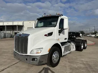 2017 Peterbilt 579