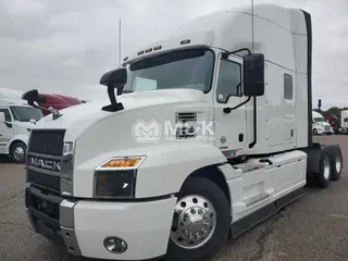 2019 MACK AN64T