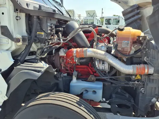 2020 NAVISTAR INTERNATIONAL LT625 SLPR CAB