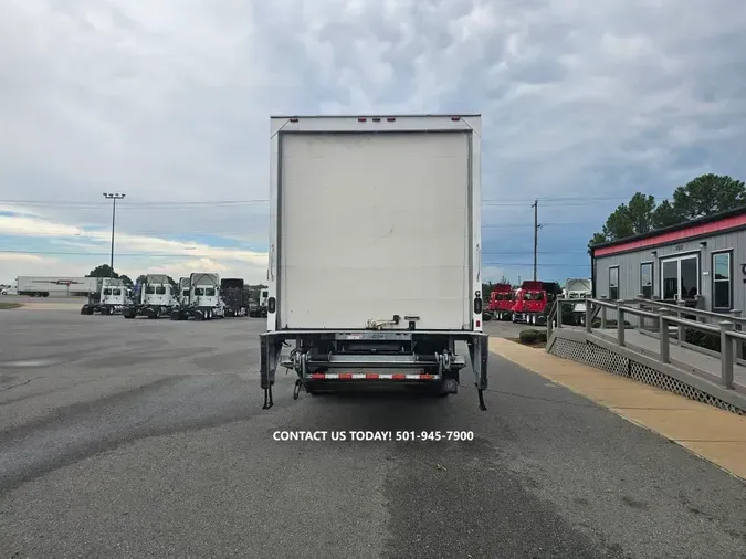 2018 FREIGHTLINER M2 106
