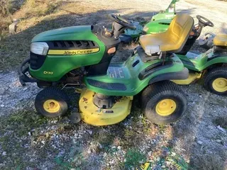 2011 John Deere D130