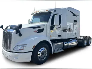2022 Peterbilt 579