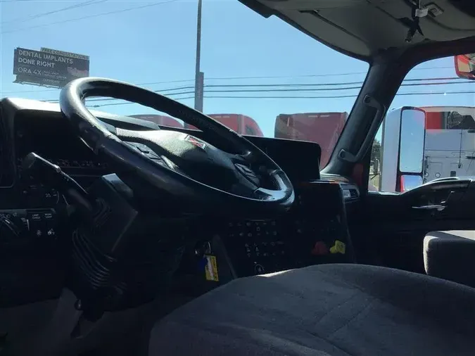 2022 INTERNATIONAL LT625
