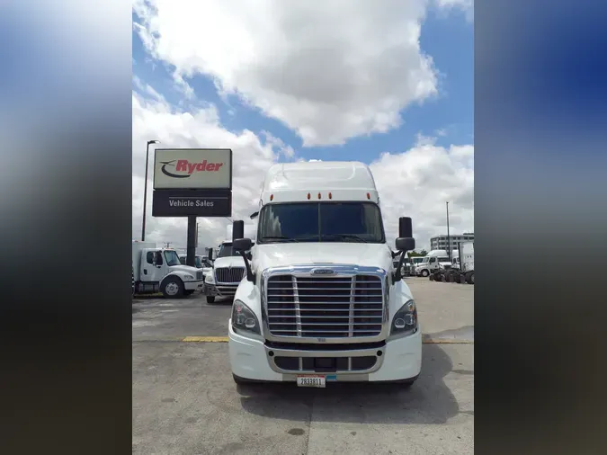 2019 FREIGHTLINER CASCADIA 125