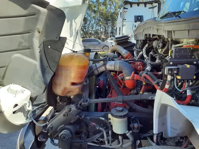 2018 NAVISTAR INTERNATIONAL 4300