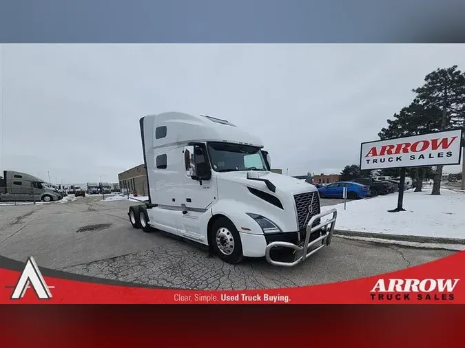 2022 VOLVO VNL760