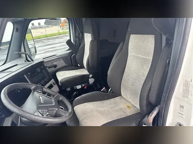 2020 FREIGHTLINER CA126