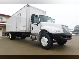 2018 International DuraStar 4300