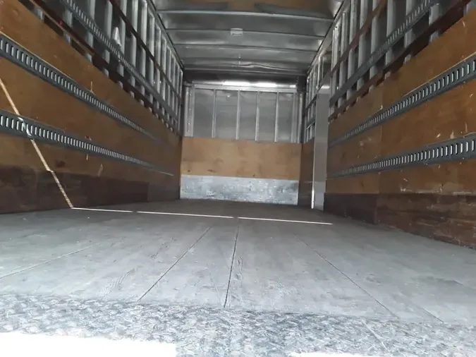 2018 FREIGHTLINER/MERCEDES M2 106