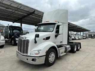 2017 Peterbilt 579