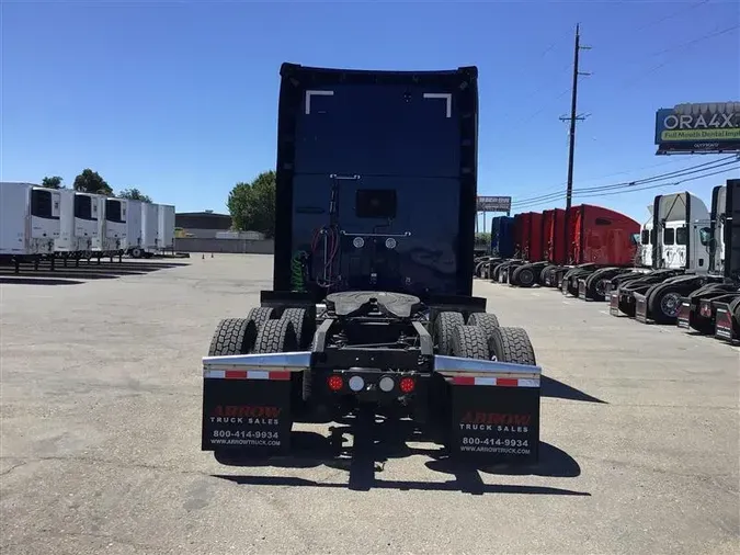 2022 KENWORTH T680