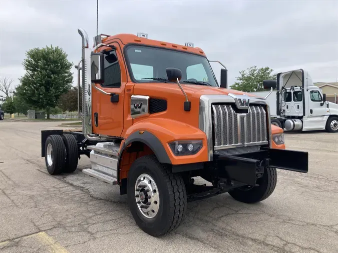 2025 Western Star 47X