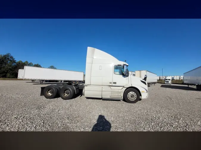 2019 Volvo VNL 740