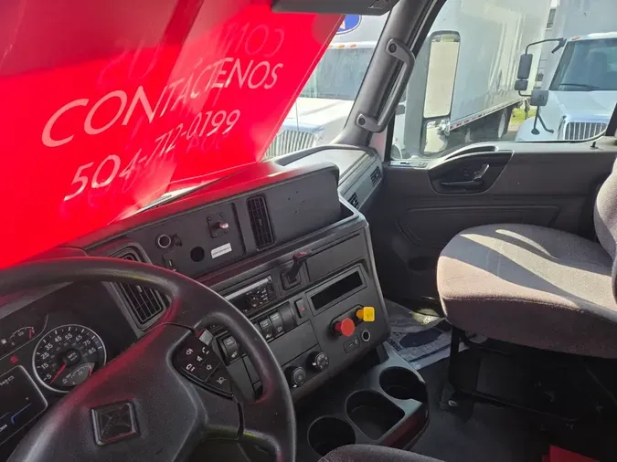 2019 NAVISTAR INTERNATIONAL RH613 DAYCAB S/A