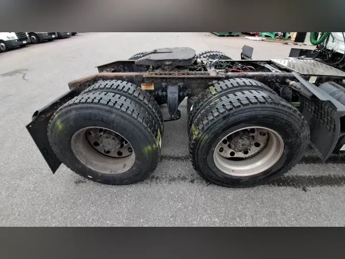 2020 Freightliner Cascadia 126