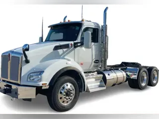 2026 Kenworth T880