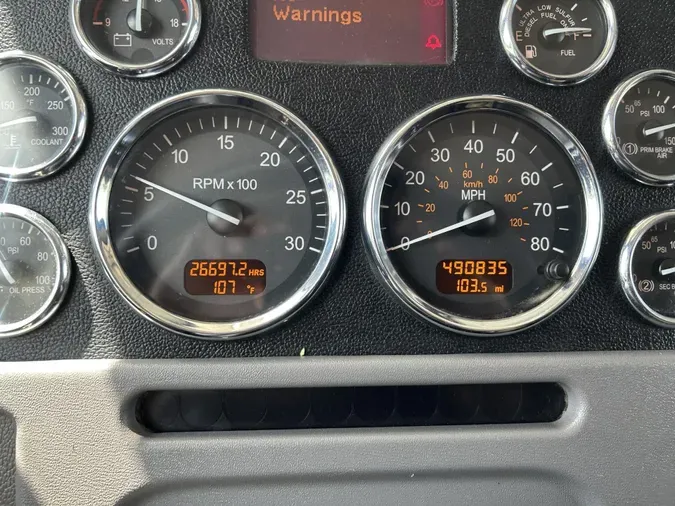 2022 Peterbilt 389