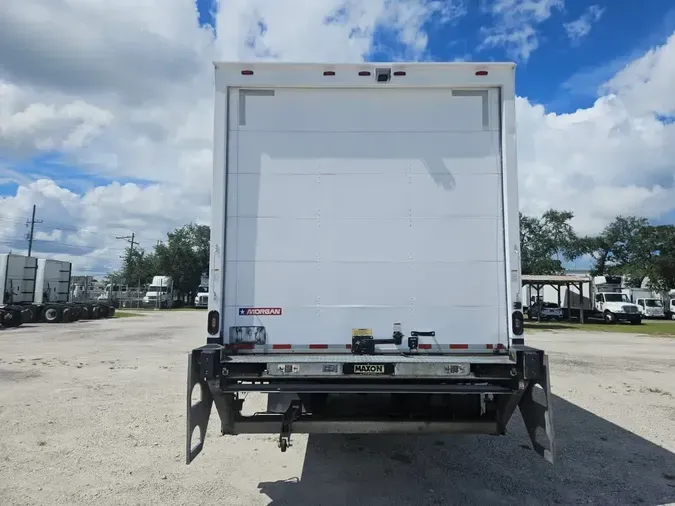 2020 FREIGHTLINER M2 106