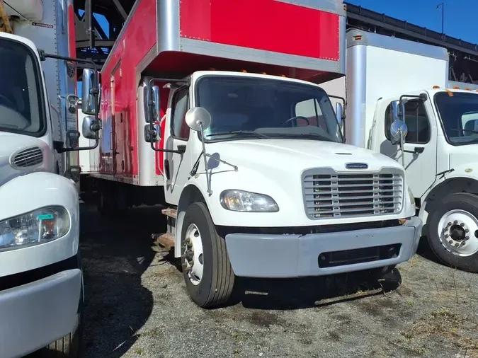 2017 FREIGHTLINER/MERCEDES M2 106