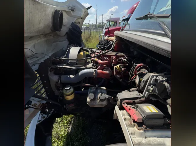 2019 FREIGHTLINER/MERCEDES M2 106