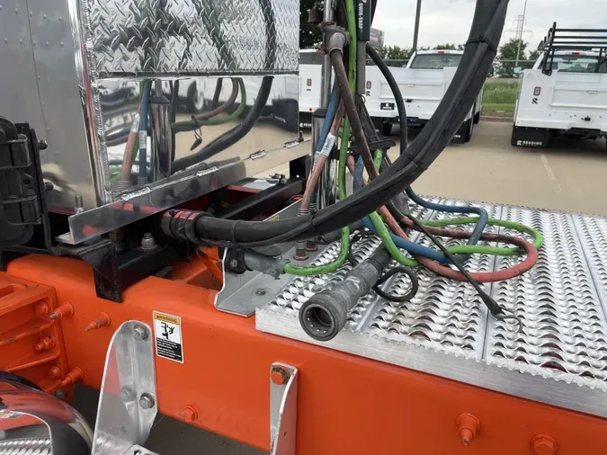2022 Peterbilt 389