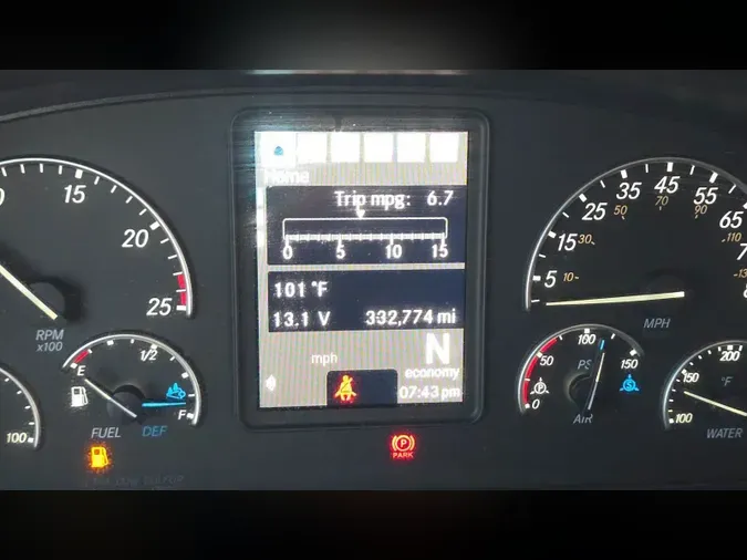 2023 Freightliner Cascadia 126dbbf78f12f1b3d62ee0658ad26c3381b