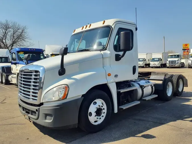 2020 FREIGHTLINER/MERCEDES CASCADIA 125dbc0ec1b88ab25c036fba581eb81d059