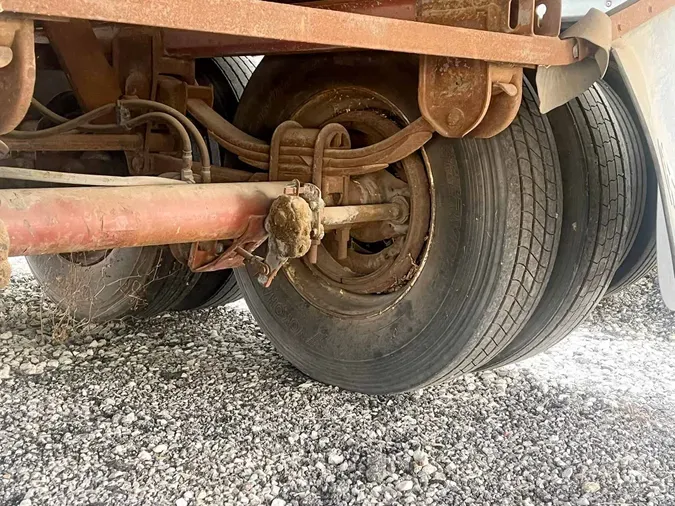 1997 UTILITY VS2RA
