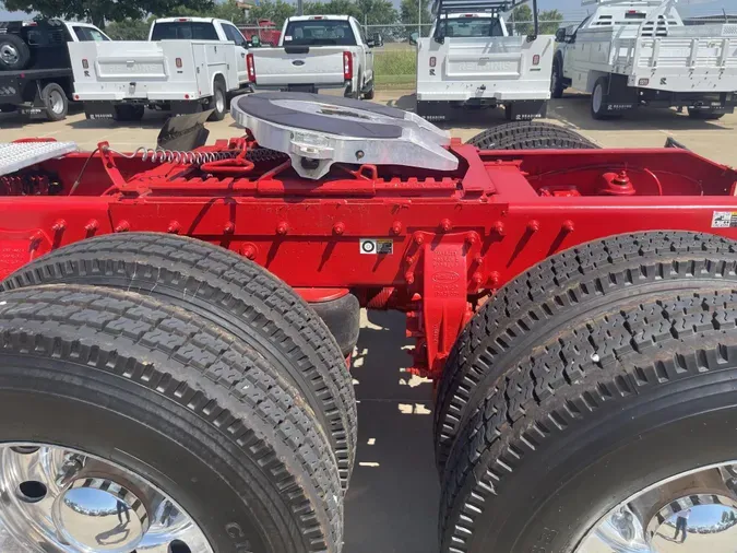 2022 Peterbilt 567