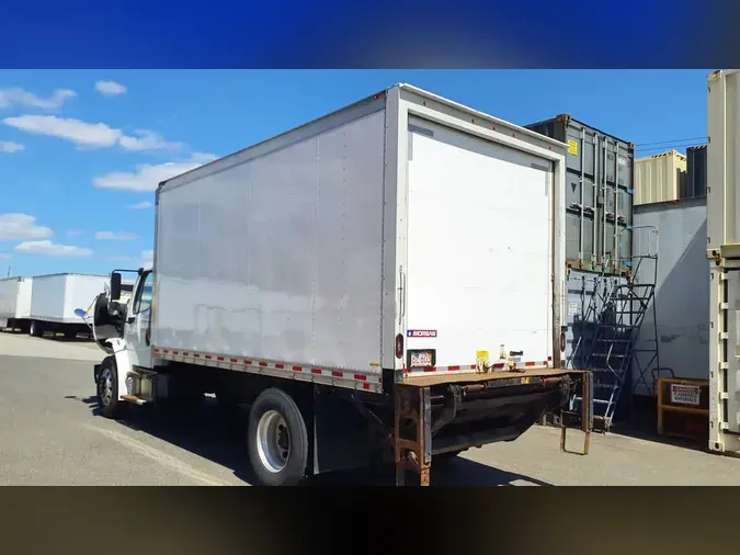 2021 FREIGHTLINER/MERCEDES M2 106