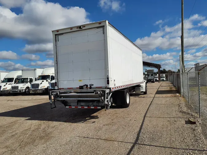 2018 FREIGHTLINER/MERCEDES M2 106