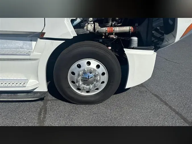 2021 FREIGHTLINER CA126
