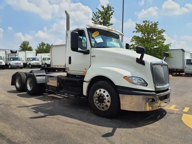 2020 NAVISTAR INTERNATIONAL LT625 DAYCAB T/A