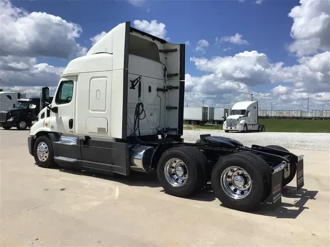 2018 FREIGHTLINER CASCADIA