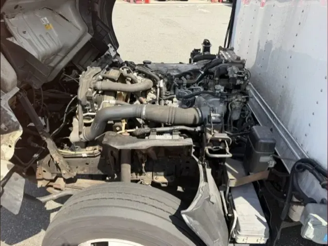 2020 ISUZU NQR