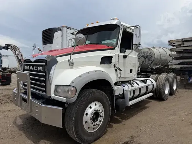 2011 MACK GRANITE GU713dbd305026147f8869ebf334e059b6246