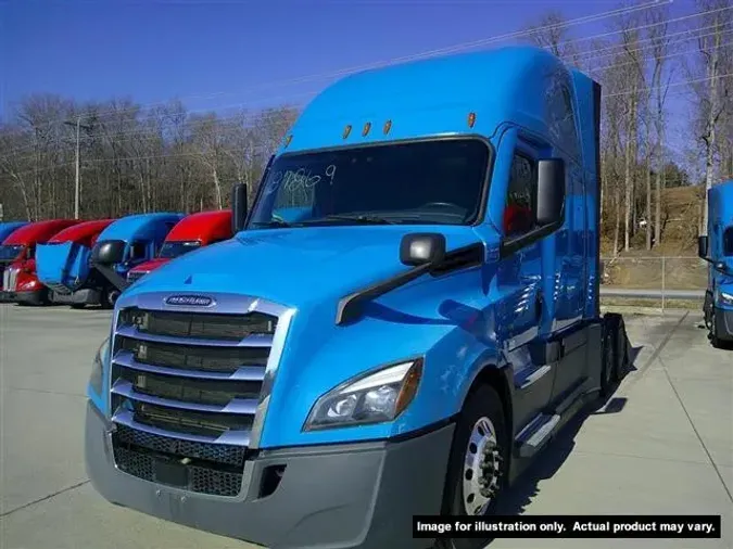 2022 FREIGHTLINER CA126