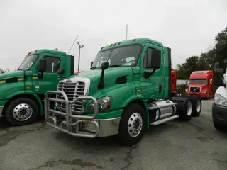 2017 Freightliner CASCADIA 113