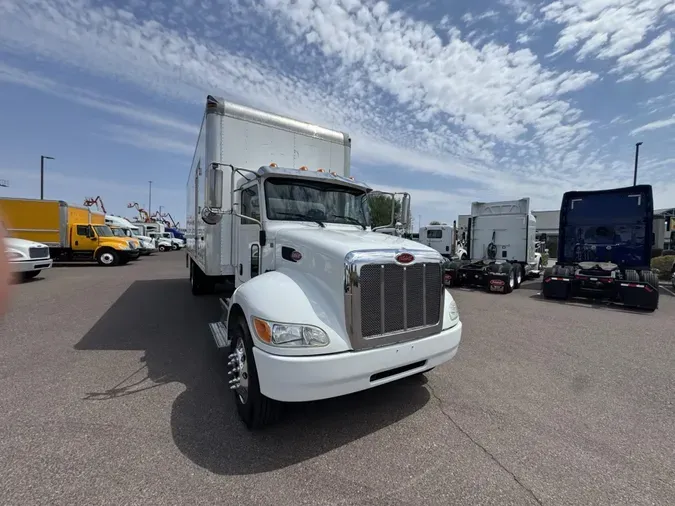 2020 Peterbilt 337