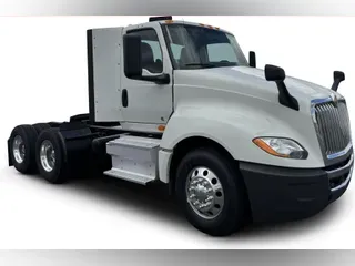 2020 International LT625