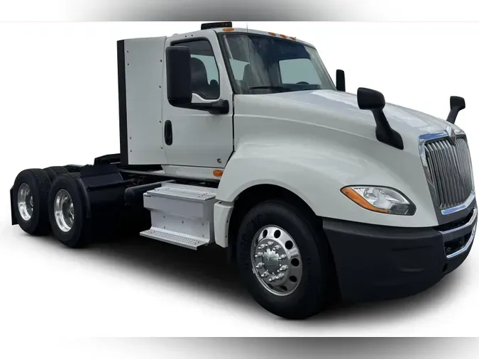2020 International LT625dbd7a526f4922dc390b8ed56ee8a095e